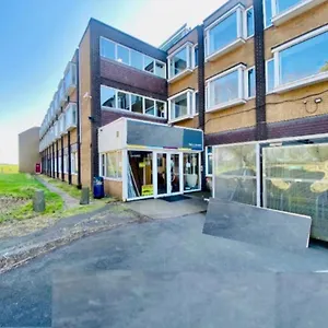 https://peaks-house-short-workers-stays.yorkshirehotels.net